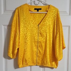 Marc New York Yellow Animal Print V-Neck Zip Front Blouse Elastic Waist Large